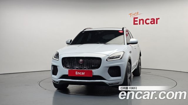 Jaguar E-PACE D180 Chequered Flag Edition - фото 2