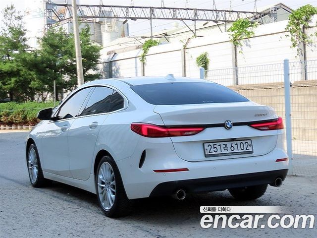 BMW 2-Series F44 220d Advantage - фото 2