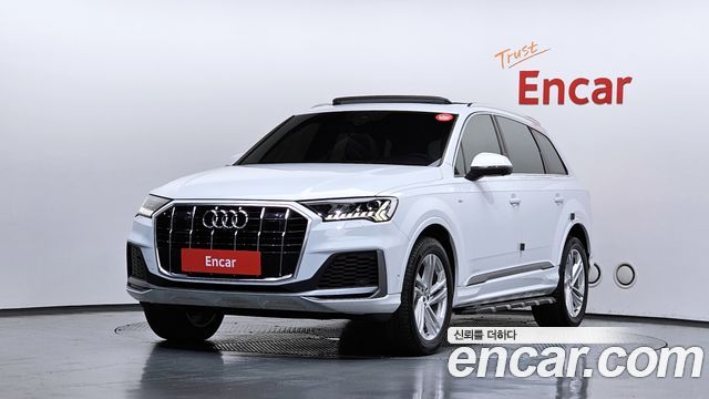 Audi Q7 45 TDI Quattro Premium - фото 0