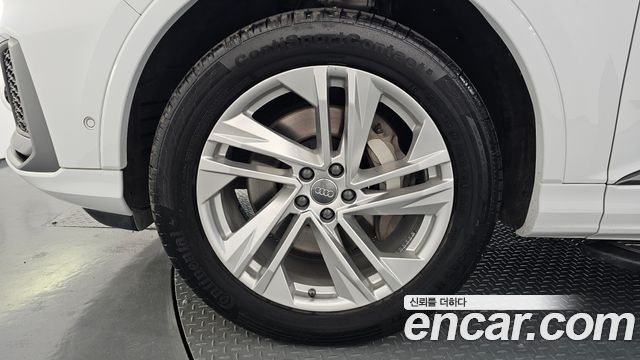 Audi Q7 45 TDI Quattro Premium - фото 4