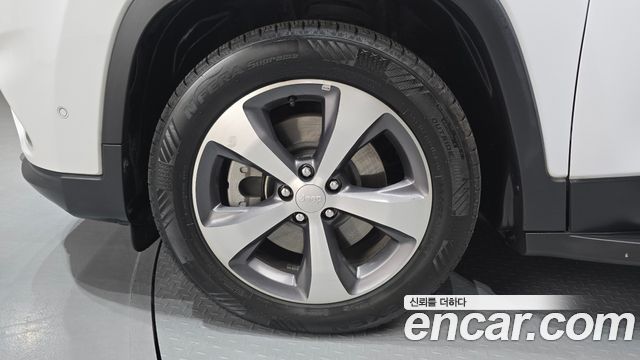Jeep Cherokee KL 2.4 Limited AWD - фото 4