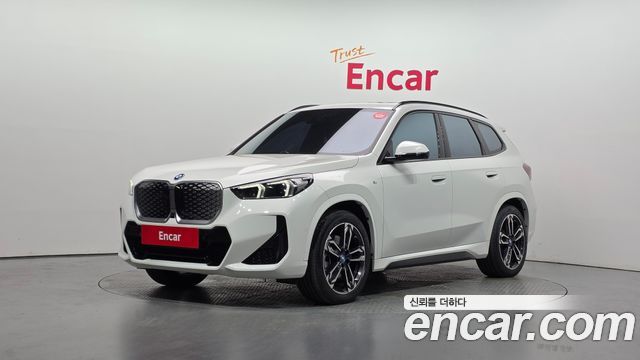 BMW iX1 U11 xDrive 30 M Sport - фото 0