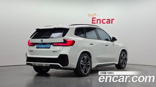 BMW iX1 U11 xDrive 30 M Sport - фото 1