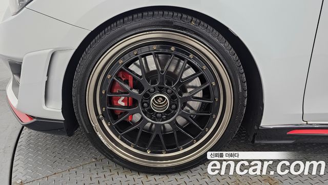 Hyundai Veloster JS 2.0 N - фото 4