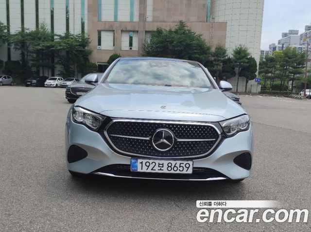 Mercedes-Benz E-Class W214 E200 Avantgarde - фото 3