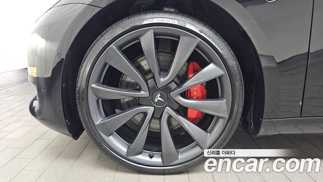 Tesla Model 3 Performance AWD - фото 4