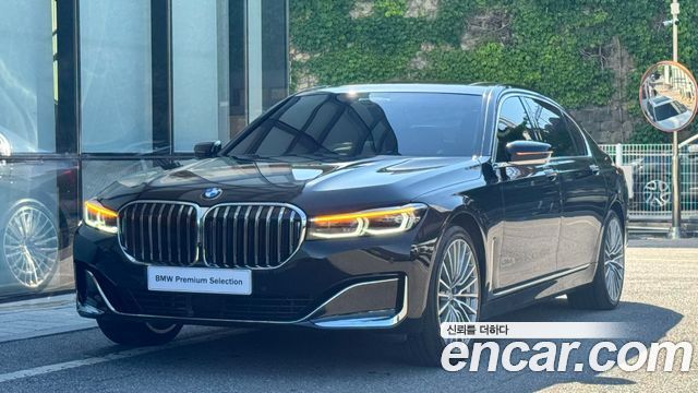 BMW 7-Series G11 740Li xDrive Design Pure Excellence - фото 0