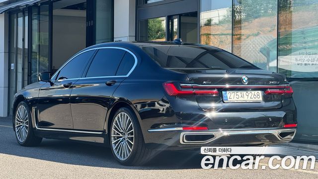 BMW 7-Series G11 740Li xDrive Design Pure Excellence - фото 1