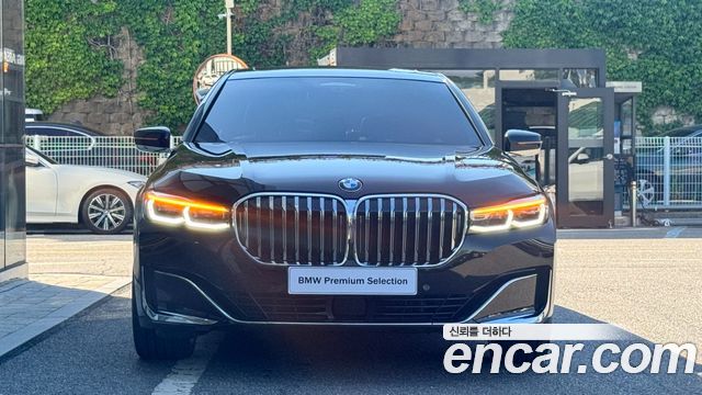 BMW 7-Series G11 740Li xDrive Design Pure Excellence - фото 2