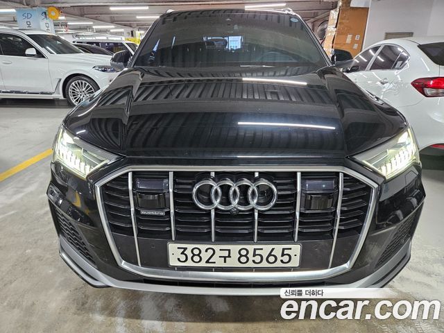 Audi Q7 45 TDI Quattro Premium - фото 2