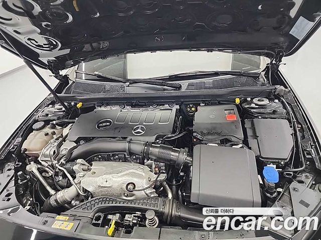 Mercedes-Benz A-Class W177 A220 Sedan - фото 4