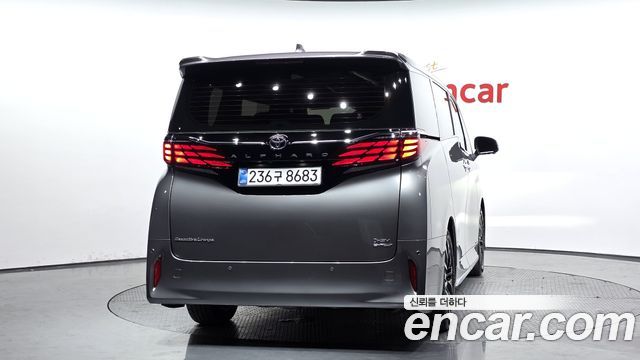 Toyota Alphard 4-го поколения 2.5 HEV Executive AWD - фото 2