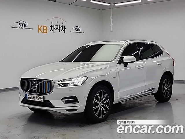 Volvo XC60 2-го поколения T8 Inscription - фото 0