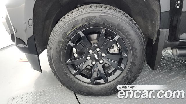 Chevrolet (GM Daewoo) Colorado 3.6 Z71-X Midnight 4WD - фото 4