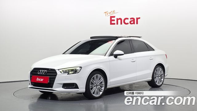 Audi A3 40 TFSI 8V - фото 0