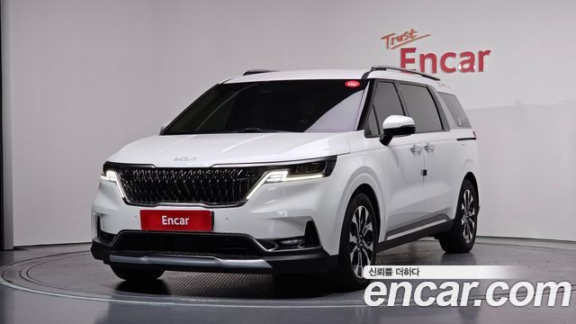 Kia Carnival 4-го поколения 9-Seater Signature - фото 0