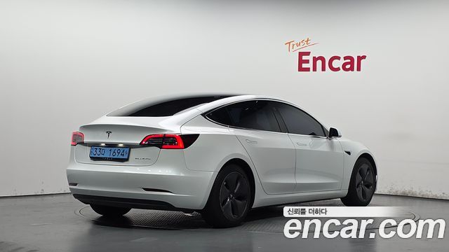 Tesla Model 3 Long Range AWD - фото 1