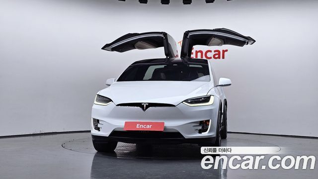 Tesla Model X Long Range - фото 2