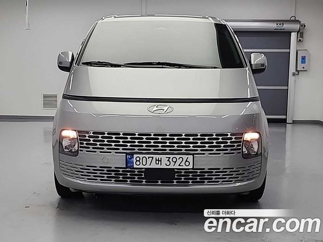Hyundai Staria Cargo 5-Seater Modern - фото 1