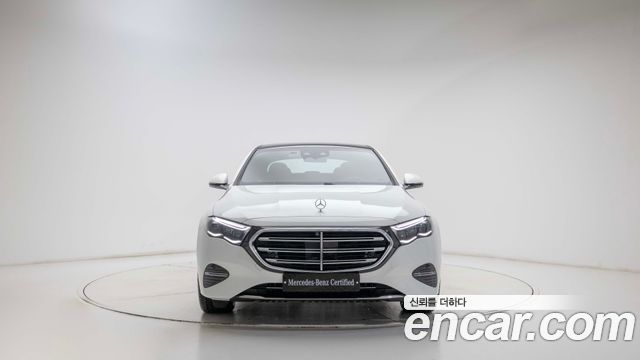 Mercedes-Benz E-Class W214 E300 4MATIC Exclusive - фото 2