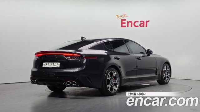 Kia Stinger 2.0 Turbo 2WD Platinum - фото 1