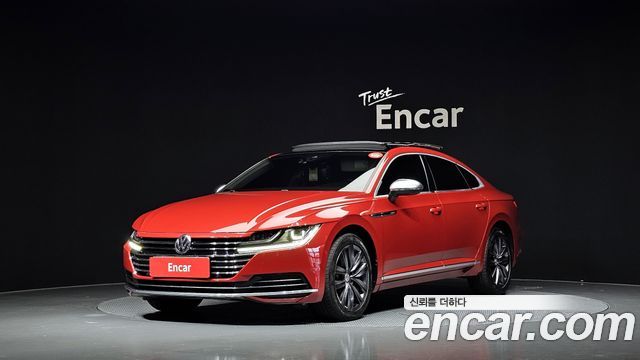 Volkswagen Arteon 2.0 TDI Premium - фото 0