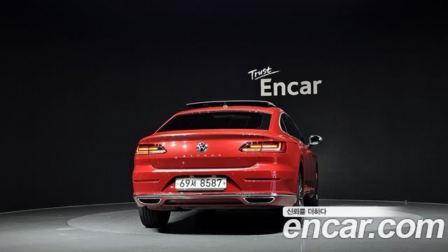 Volkswagen Arteon 2.0 TDI Premium - фото 3