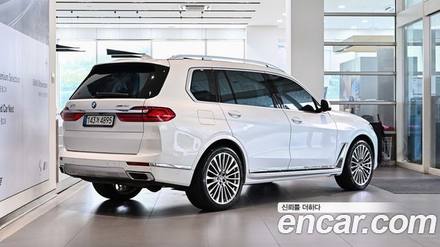 BMW X7 G07 xDrive 40i Design Pure Excellence 7-Seater - фото 1