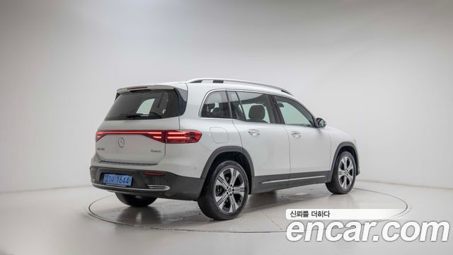Mercedes-Benz EQB X243 EQB300 4MATIC - фото 1