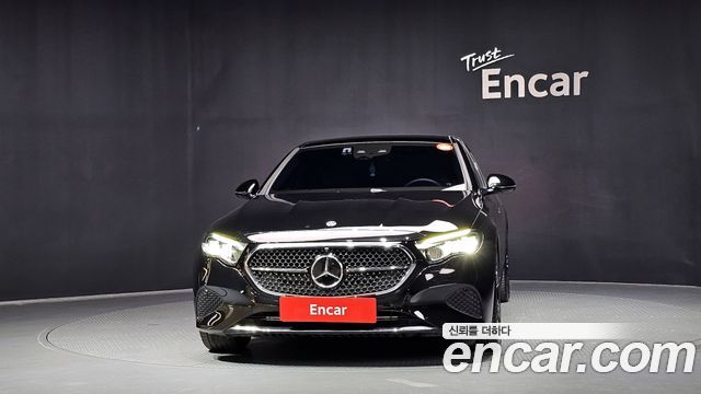 Mercedes-Benz E-Class W214 E200 Avantgarde - фото 2