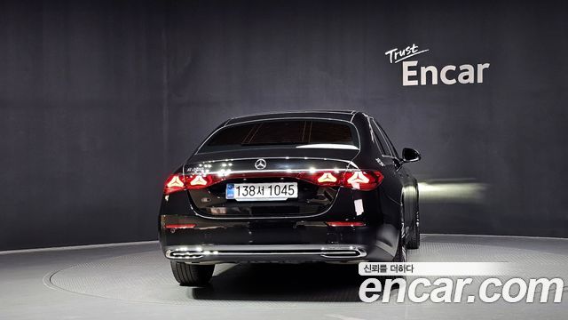 Mercedes-Benz E-Class W214 E200 Avantgarde - фото 3