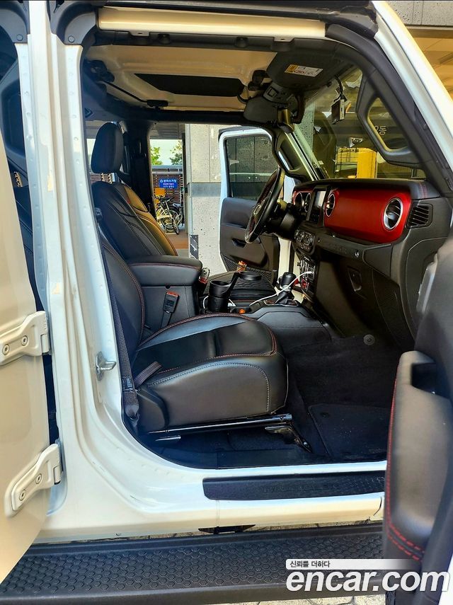 Jeep Wrangler JL 2.0 Rubicon 4Door - фото 3