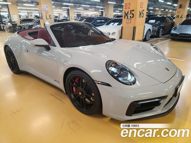 Porsche 911 Carrera 4 GTS Cabriolet - фото 2