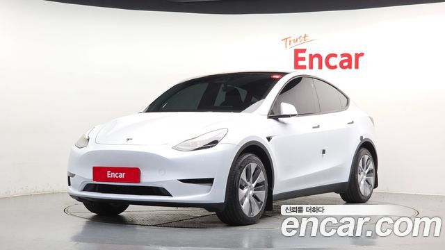 Tesla Model Y RWD - фото 0