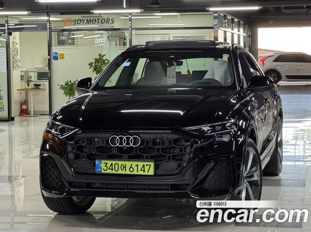 Audi Q8 50 TDI Quattro Premium - фото 0