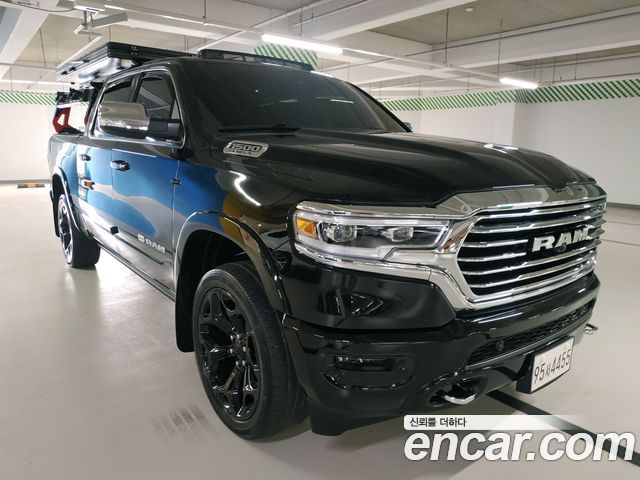 Dodge Ram Pick Up 5.7 - фото 0