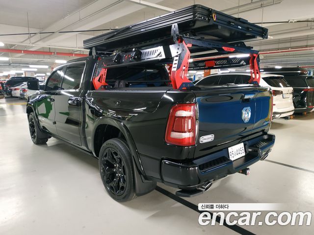 Dodge Ram Pick Up 5.7 - фото 1