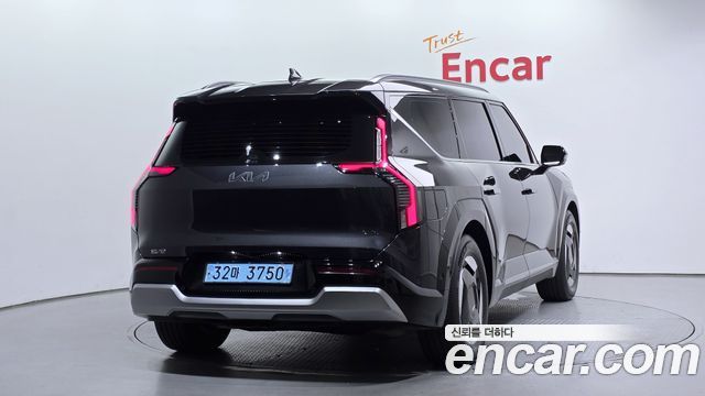 Kia EV9 Long Range 4WD Earth - фото 1