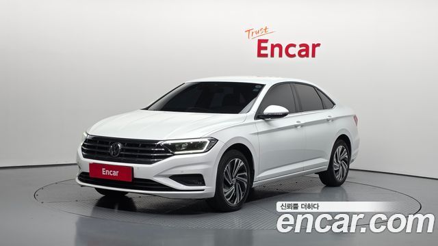 Volkswagen Jetta 7-го поколения 1.4 TSI Premium - фото 0