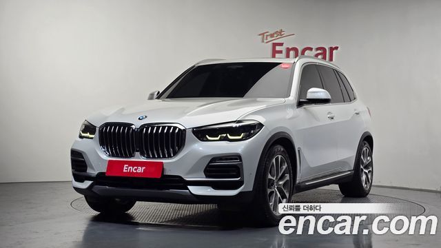 BMW X5 G05 xDrive 30d xLine - фото 0