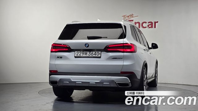 BMW X5 G05 xDrive 30d xLine - фото 3