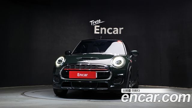 Mini Cooper Convertible JCW 3rd - фото 2