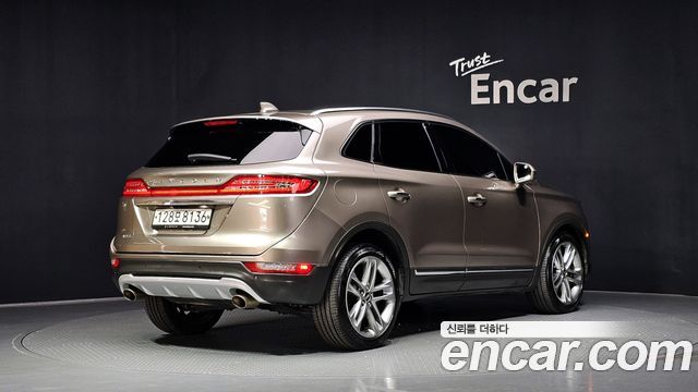 Lincoln MKC 2.0 AWD - фото 1