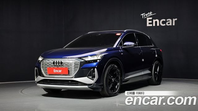 Audi Q4 e-tron F4 40 Premium - фото 0