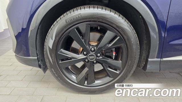 Audi Q4 e-tron F4 40 Premium - фото 4