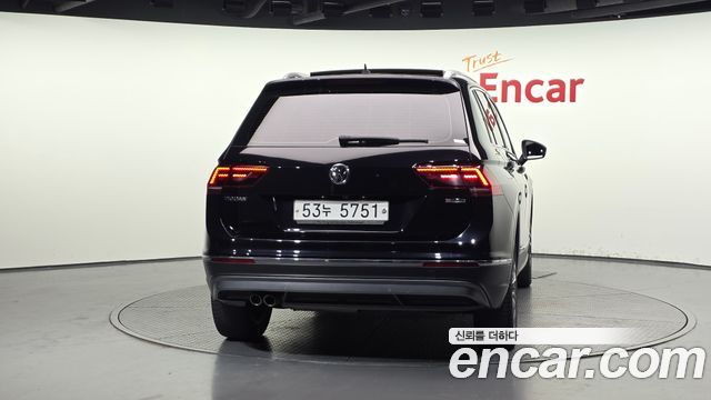 Volkswagen Tiguan 2-го поколения 2.0 TDI 4Motion Prestige - фото 3