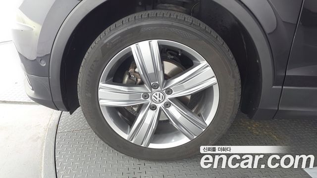 Volkswagen Tiguan 2-го поколения 2.0 TDI 4Motion Prestige - фото 4