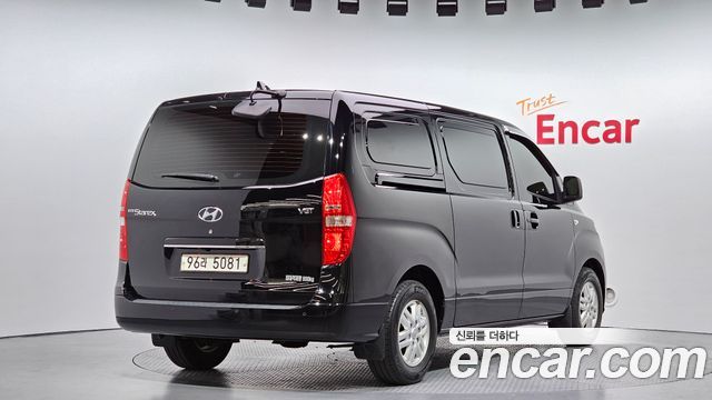 Hyundai Starex Новый Van 3-Seater Smart - фото 1