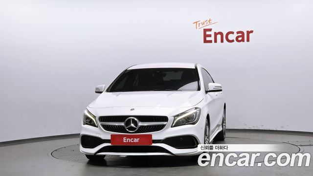 Mercedes-Benz CLA-Class C117 CLA220 AMG Line - фото 2