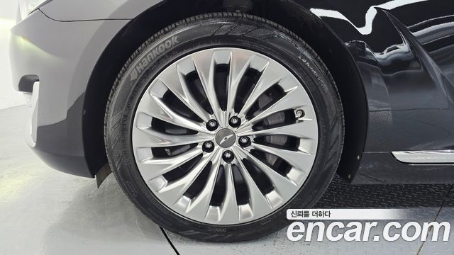 Genesis EQ900 3.3 T-GDI AWD Premiun Luxury - фото 4